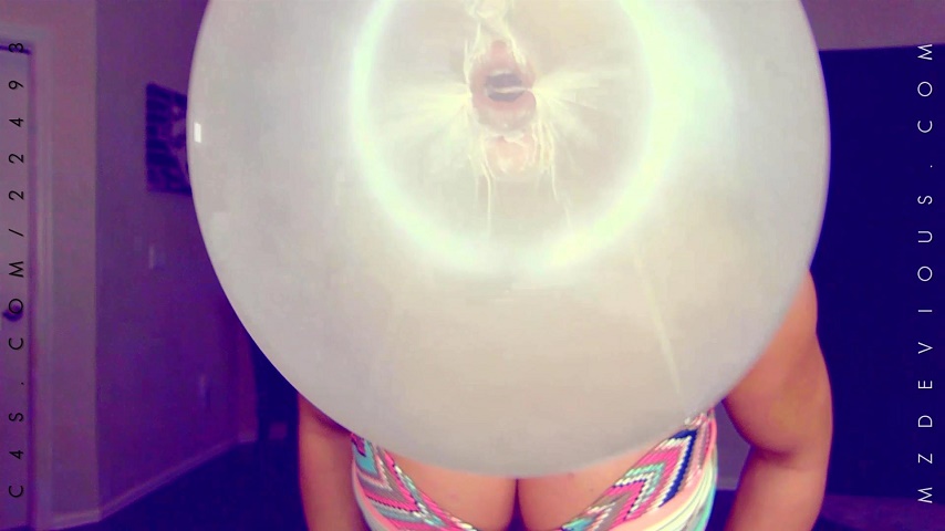 bubble gum fetish